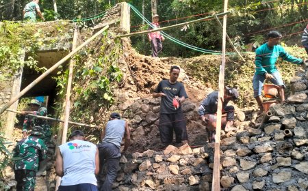 Setapak Demi Setapak Talud TMMD Mulai Menguatkan Jalan dan Harapan Warga Gumelem Kulon