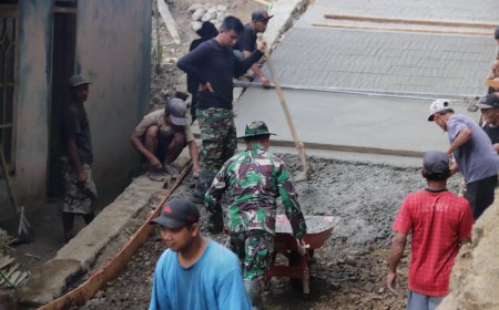 Dorongan Angkong Pratu Sitorus dan Warga Menjadi Tenaga Penggerak Jalan Baru di Gumelem Kulon