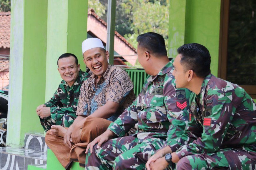 Obrolan Hangat dan Canda Akrab Cara Kopka Supriyono Merawat Kebersamaan di Lokasi TMMD