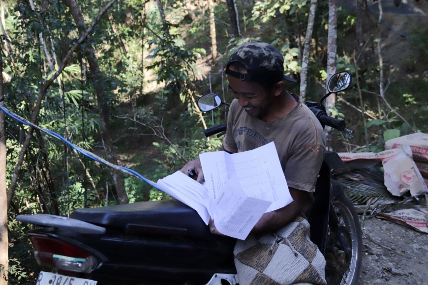 Ramainya Gotong Royong Eko Menjaga Kekompakan Warga demi Suksesnya TMMD